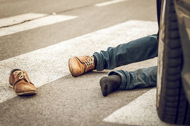 How Poor Lighting Affects Pedestrian Accident Risk in Thousand Oaks
