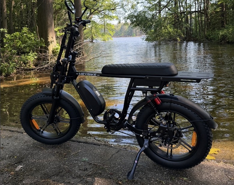 Moped-Style Ebikes Are Built for the Trips People Actually Take